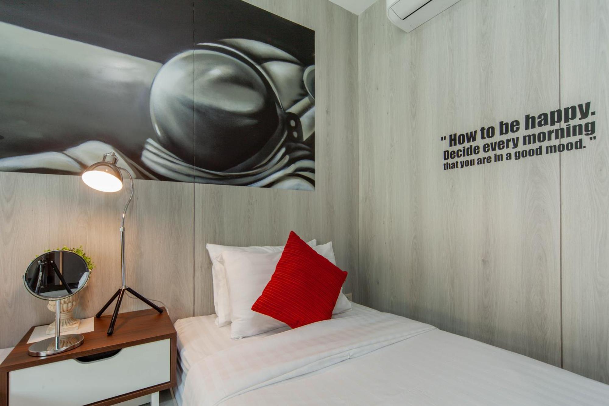 הוסטל צ'יאנג מאי Sleep Walker Poshtel מראה חיצוני תמונה