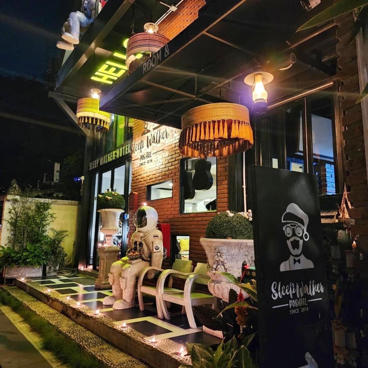 הוסטל צ'יאנג מאי Sleep Walker Poshtel מראה חיצוני תמונה